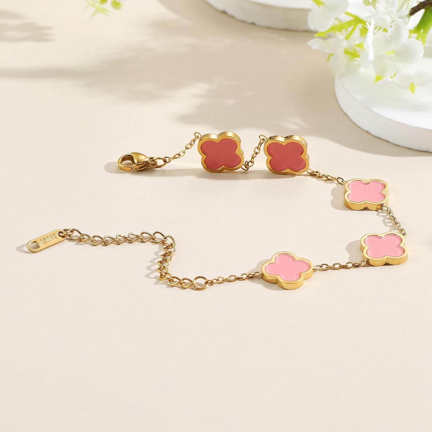 18K Gold Plated Clover Lucky Bracelet for Women White/Black/Red/Green Flower Four Leaf Link Bracelets Trendy Jewelry Gifts for Women