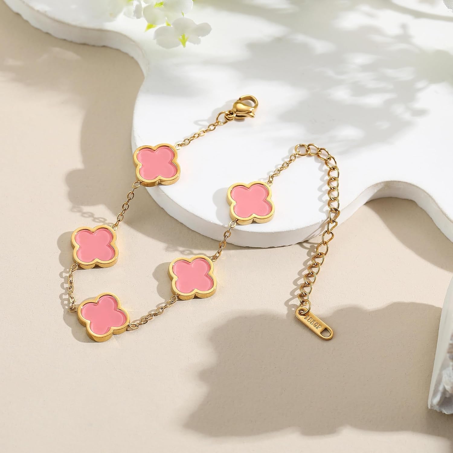 18K Gold Plated Clover Lucky Bracelet for Women White/Black/Red/Green Flower Four Leaf Link Bracelets Trendy Jewelry Gifts for Women